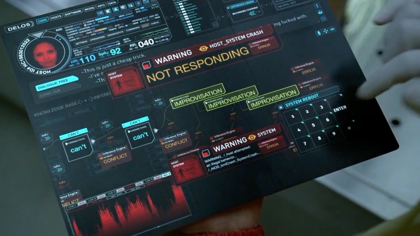 A Delos pad in a crash state: HOST_SYSTEM CRASH / NOT RESPONDING. (Westworld S1, HBO; FUI: Chris Kieffer)